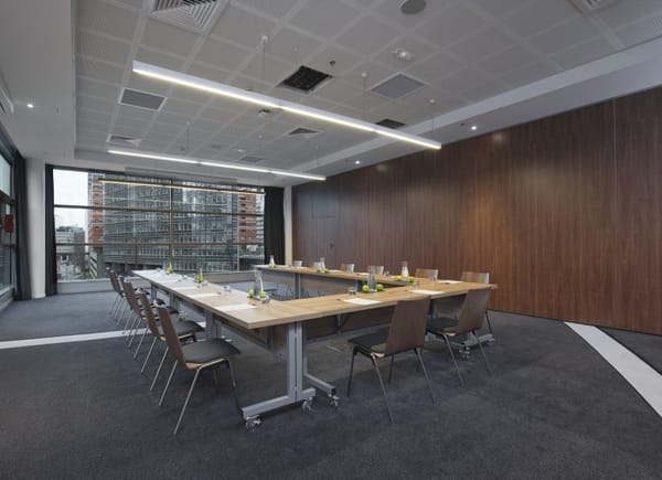 Melia Paris la Defense ****, Hôtel 4*, Courbevoie, Île-de-France, France